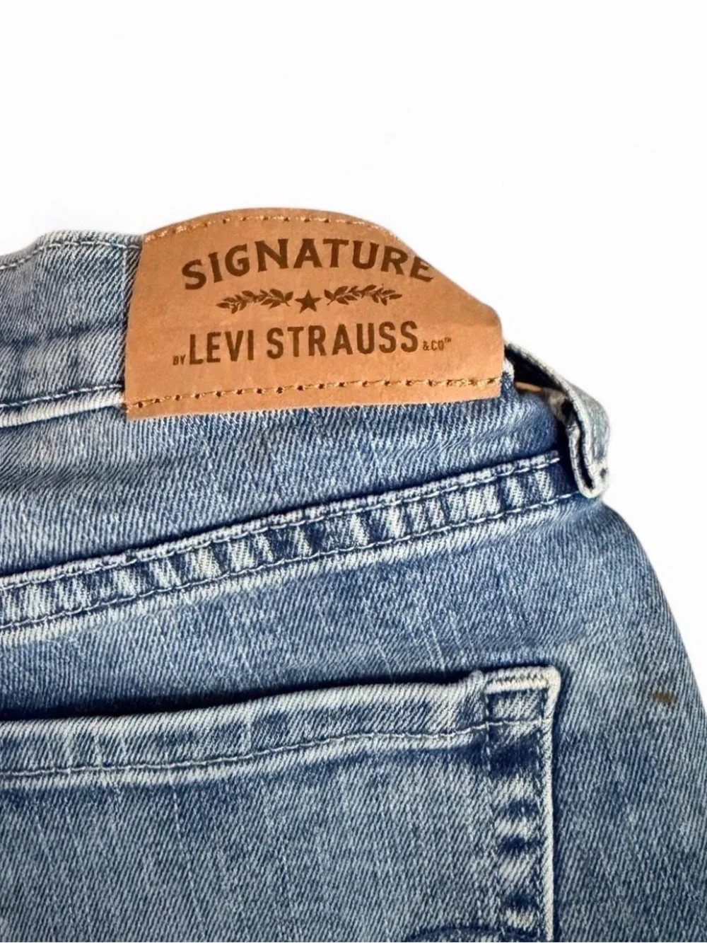 Signature by Levi Strauss Women's Light Blue Denim Shorts